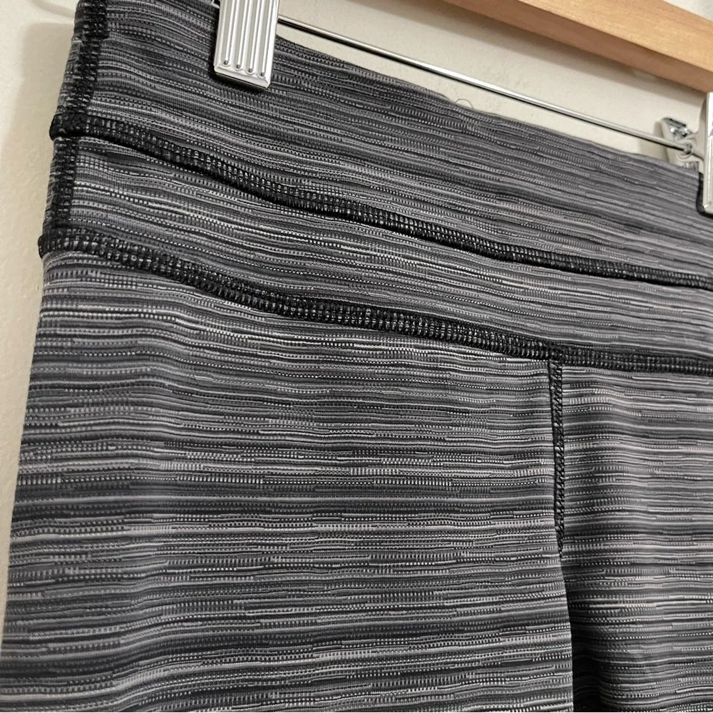 Lululemon Run Inspire Crop II Cyber Stripe Gray 2